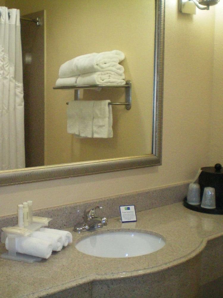 Holiday Inn Express Hotel Galveston West-Seawall By Ihg Exterior foto